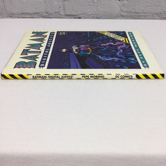 Batman Digital Justice By Pepe Moreno Computer Generated 1990 DC Comic - Picture 3 of 15